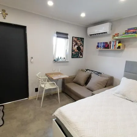 Maly Klimatyzacja, Aneks Kuchenny, Parking Daire