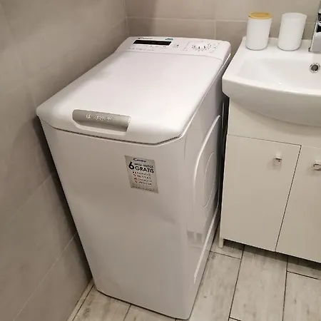 Daire Maly Klimatyzacja, Aneks Kuchenny, Parking Bodzanow (Wieliczka)